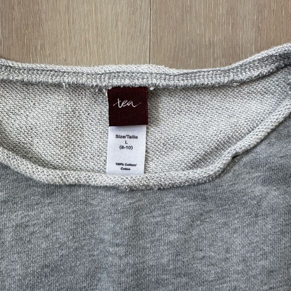 Tea Collection Girl’s Gray Ruffle Hem shirt/top, size L (8-10) - Picture 2 of 3